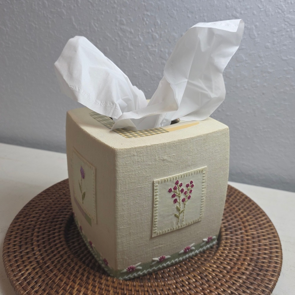 Chapel Hill by Croscill Vanessa Resin Tissue Box Cover Floral Linen Texture